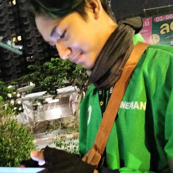 แชท หาเพื่อนคุย, โสด