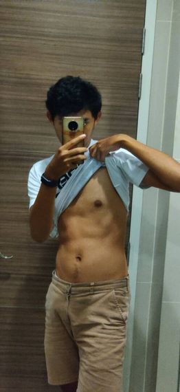 แชท หากิ๊ก  ที่อยู่ กรุงเทพมหานคร