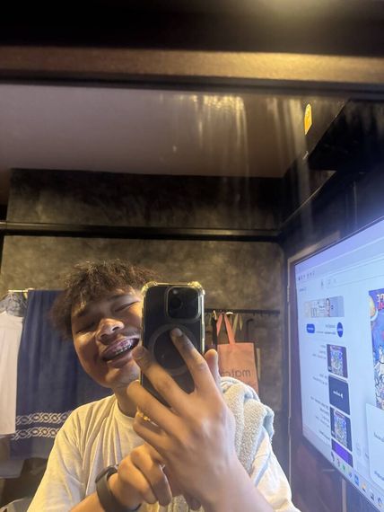 chat looking for friends  from Samut Prakarn