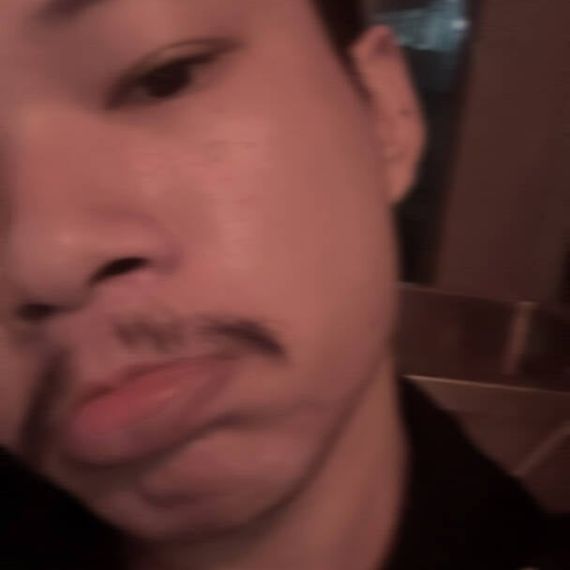 แชท หาเพื่อนเที่ยว, โสด 