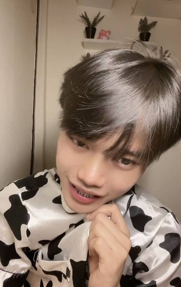 แชท หาเพื่อนคุย, หาเพื่อนเที่ยว  ที่อยู่ กรุงเทพมหานคร