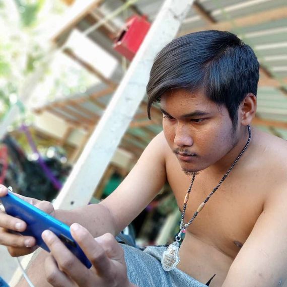 แชท หาเพื่อนคุย, โสด 