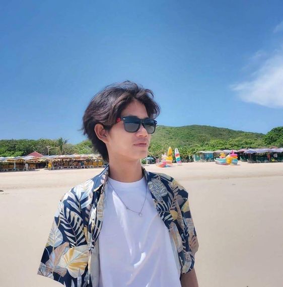 chat looking for friends  from Bangkok
