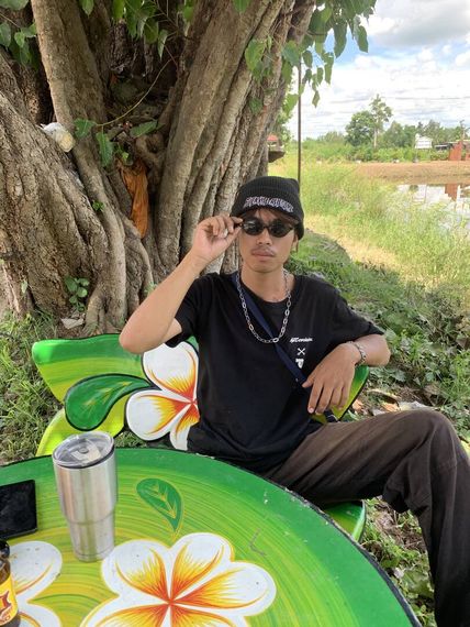 แชท หาเพื่อนคุย, โสด 