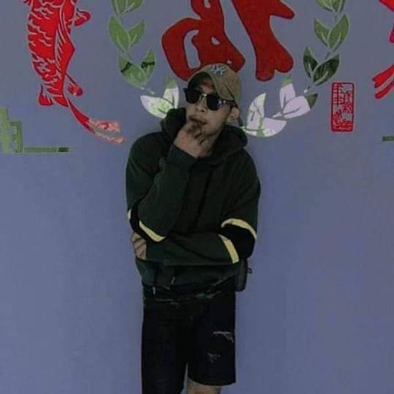 แชท หากิ๊ก, โสด 