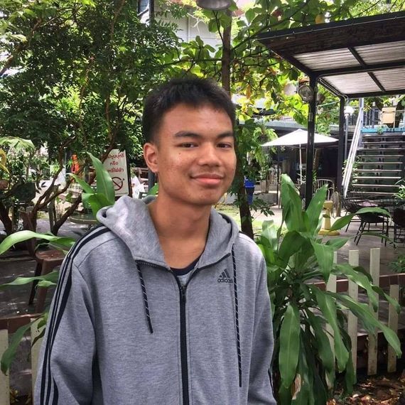 แชท หาเพื่อนคุย, โสด