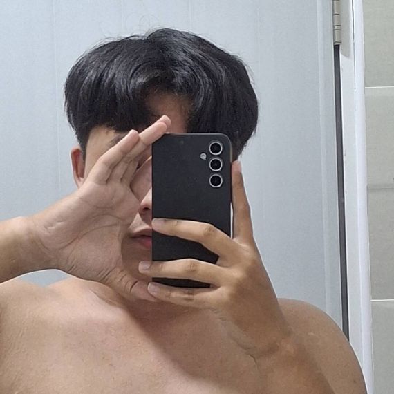 แชท หากิ๊ก  ที่อยู่ กรุงเทพมหานคร