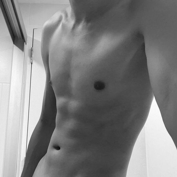 แชท หากิ๊ก  ที่อยู่ กรุงเทพมหานคร