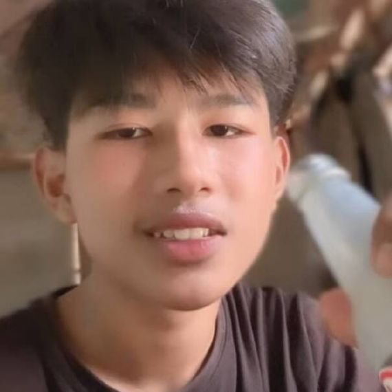 แชท หาเพื่อนคุย, โสด 