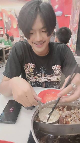 แชท หากิ๊ก 