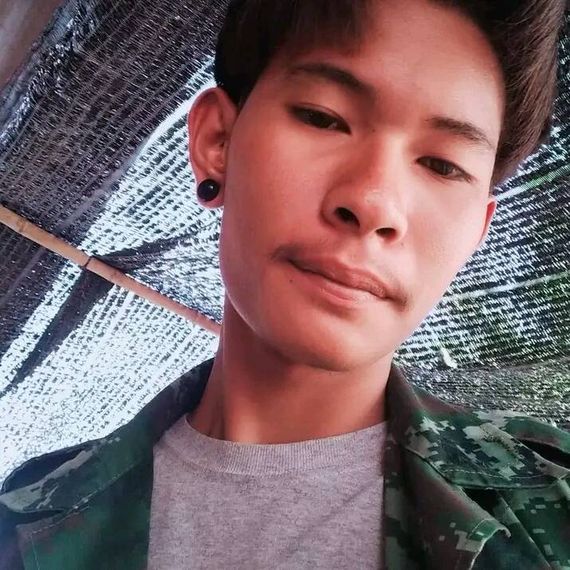 แชท หาแฟน, โสด 