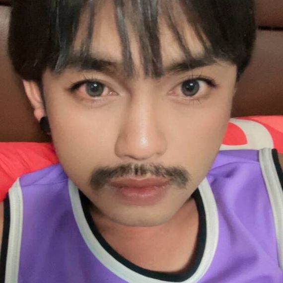 แชท หาเพื่อนคุย, หากิ๊ก