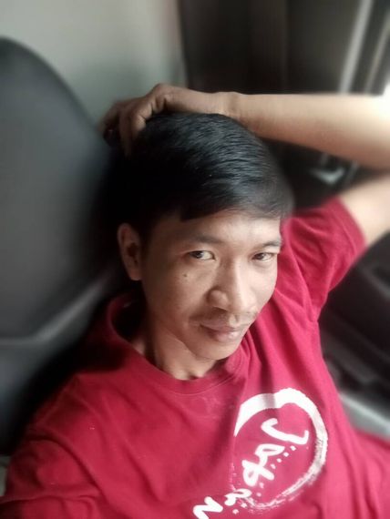 chat find love, chat  from Bangkok