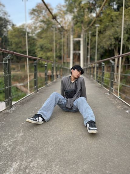 แชท หากิ๊ก, โสด  ที่อยู่  สมุทรปราการ