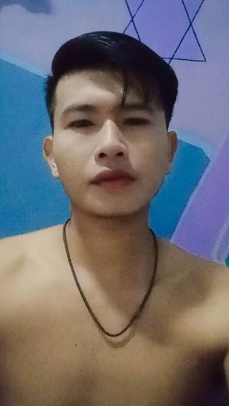 แชท หากิ๊ก, โสด 