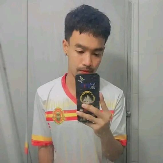 แชท หาเพื่อนคุย, โสด 