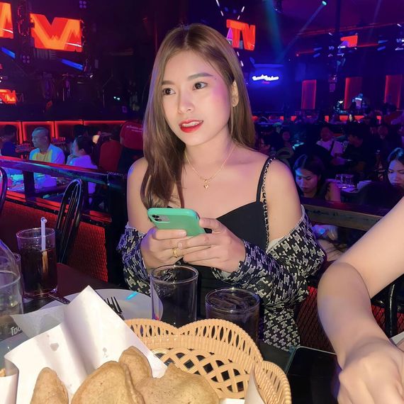 แชท หาเพื่อนคุย  ที่อยู่  กาญจนบุรี