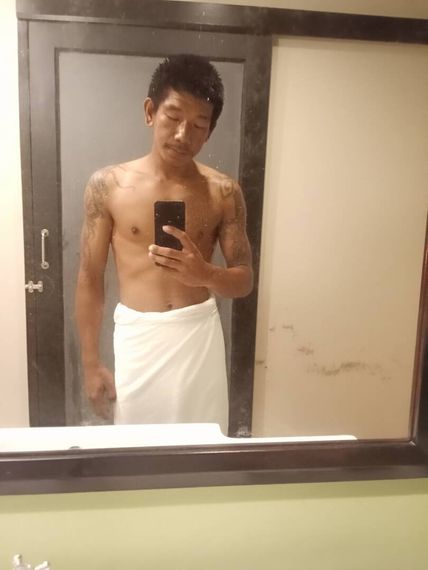 แชท หากิ๊ก, โสด 