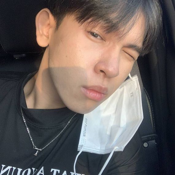แชท หาเพื่อนคุย, โสด 