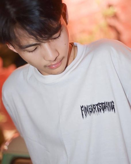 แชท หาเพื่อนคุย, โสด 
