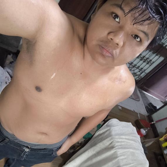 แชท หาแฟน, โสด 