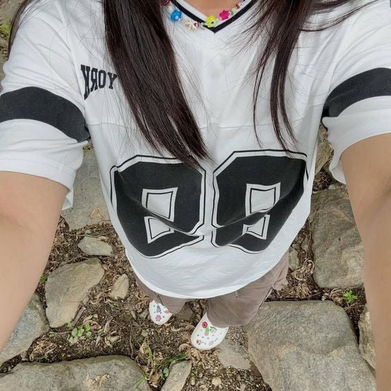 chat chat, single  from Chiang Mai