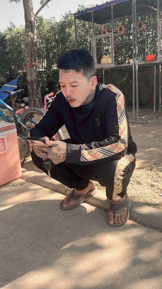 แชท หาแฟน, โสด 
