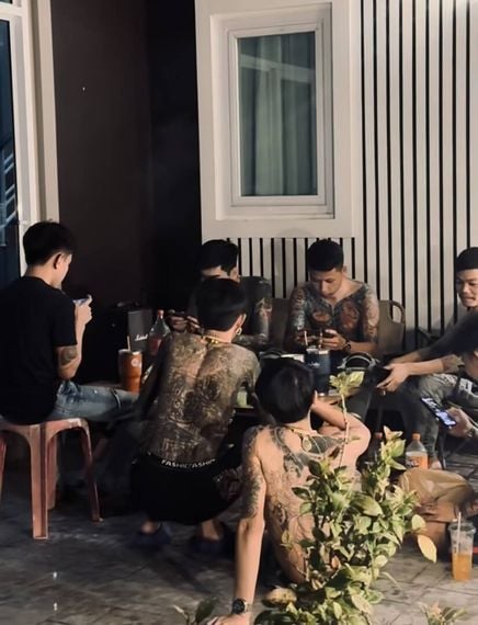 แชท แชทเปิดกล้อง 