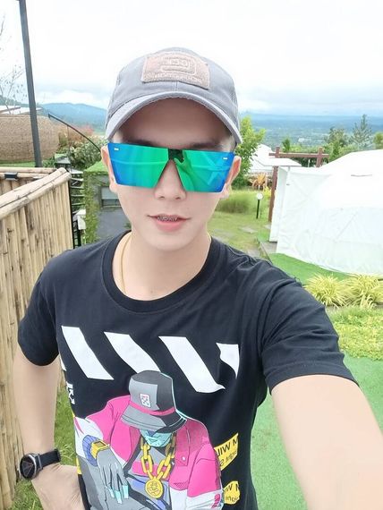แชท หาเพื่อนคุย, หากิ๊ก 