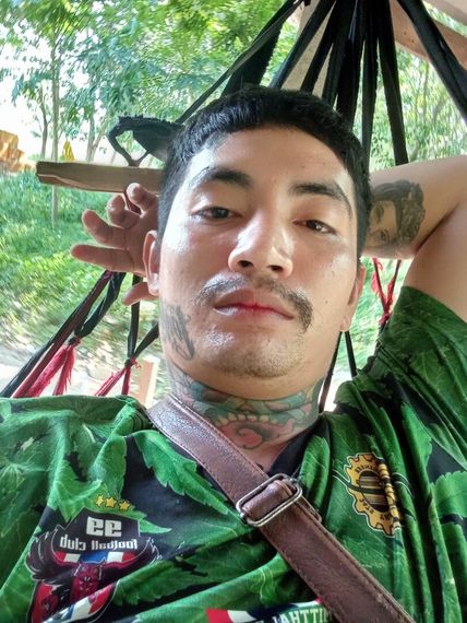 แชท หากิ๊ก 