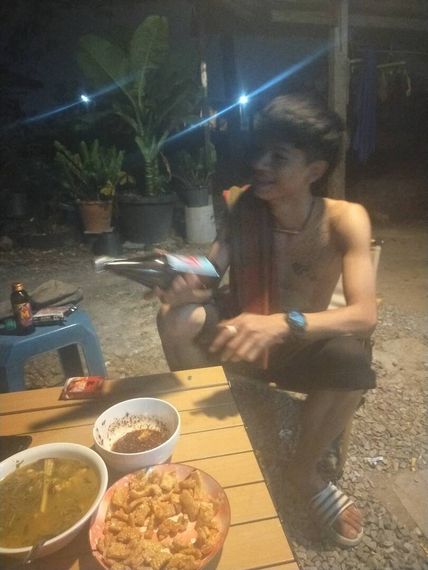 แชท หาแฟน, หากิ๊ก  ที่อยู่  ชลบุรี