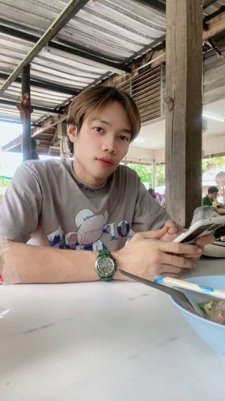 แชท หาเพื่อนคุย, หากิ๊ก 