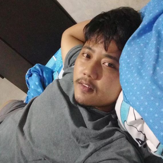 แชท หาเพื่อนคุย, โสด 