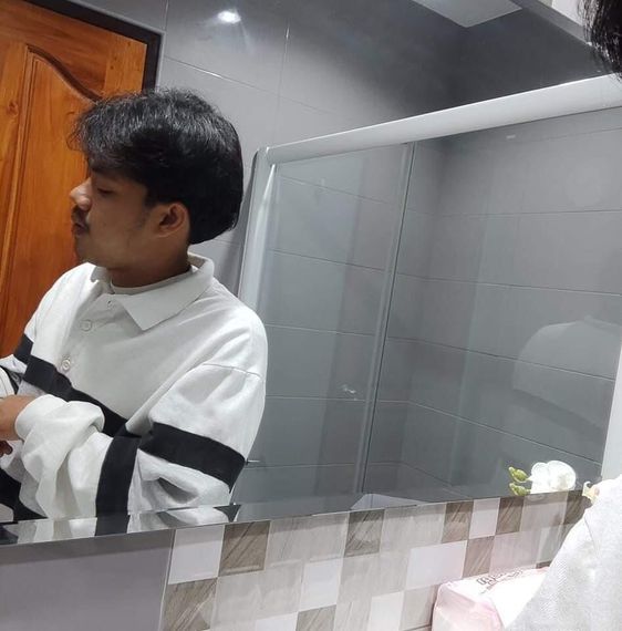 chat chat, single  from Pathum Thani