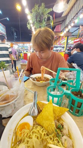 แชท หาแฟน, หาเพื่อนคุย 