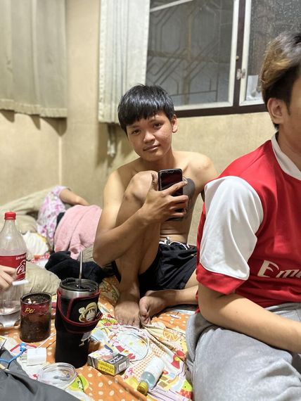 chat find love, chat