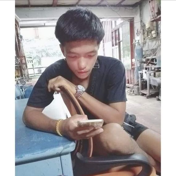 แชท โสด  ที่อยู่ กรุงเทพมหานคร