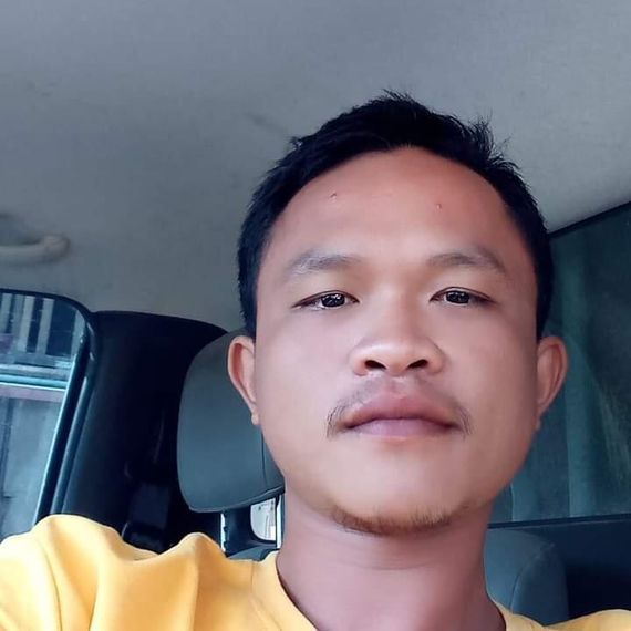 แชท หากิ๊ก, โสด 