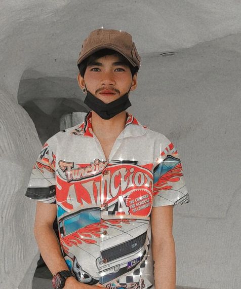 chat chat, hangout  from Udon Thani