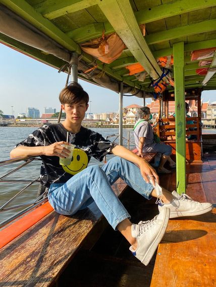 แชท หาเพื่อนคุย, หาเพื่อนเที่ยว  ที่อยู่ กรุงเทพมหานคร