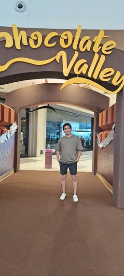 chat find love, chat  from Bangkok