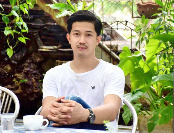 แชท หาเพื่อนคุย  ที่อยู่  สกลนคร