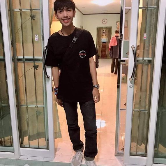 แชท หาเพื่อนเที่ยว, โสด 