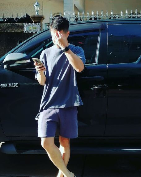 แชท หากิ๊ก, โสด 