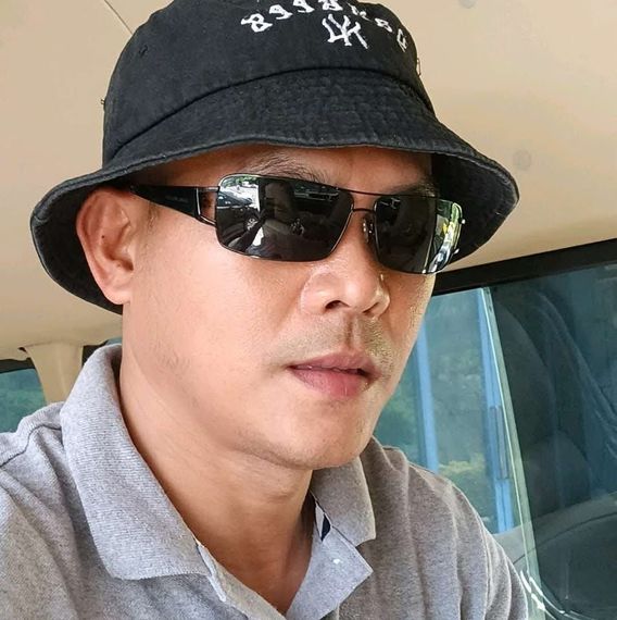 แชท แชทเปิดกล้อง  ที่อยู่ กรุงเทพมหานคร