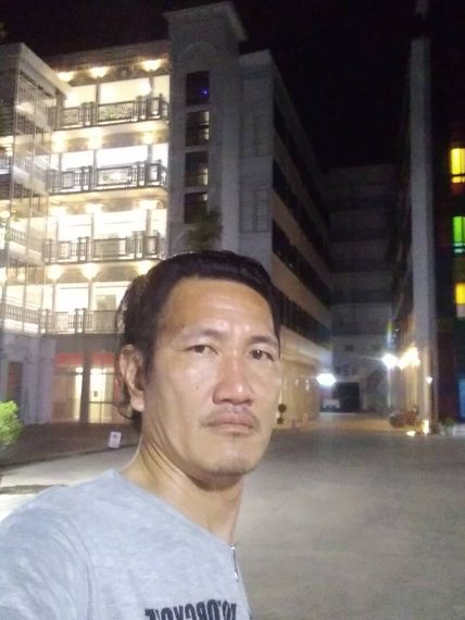 chat looking for friends 