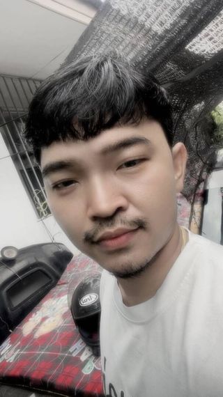 chat chat, hangout  from Nakhon Pathom