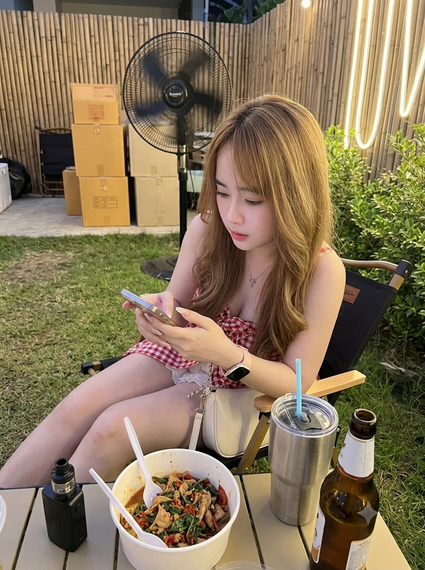 chat looking for friends  from Chiang Rai