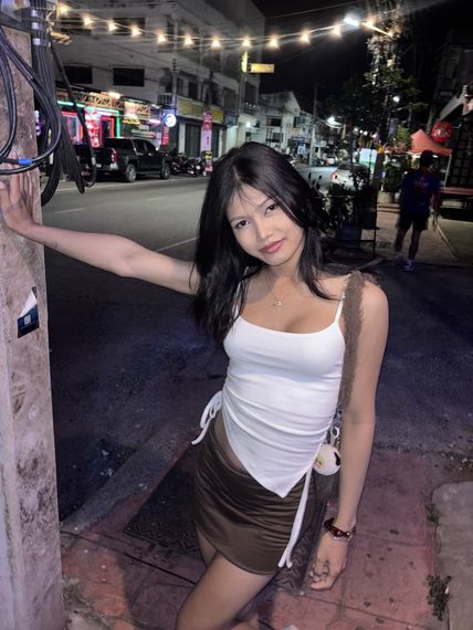 แชท หาเพื่อนคุย  ที่อยู่  สุรินทร์