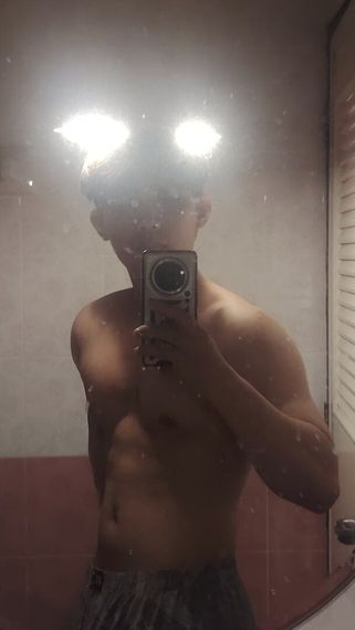 แชท หาเพื่อนคุย, หาเพื่อนเที่ยว  ที่อยู่  ชลบุรี